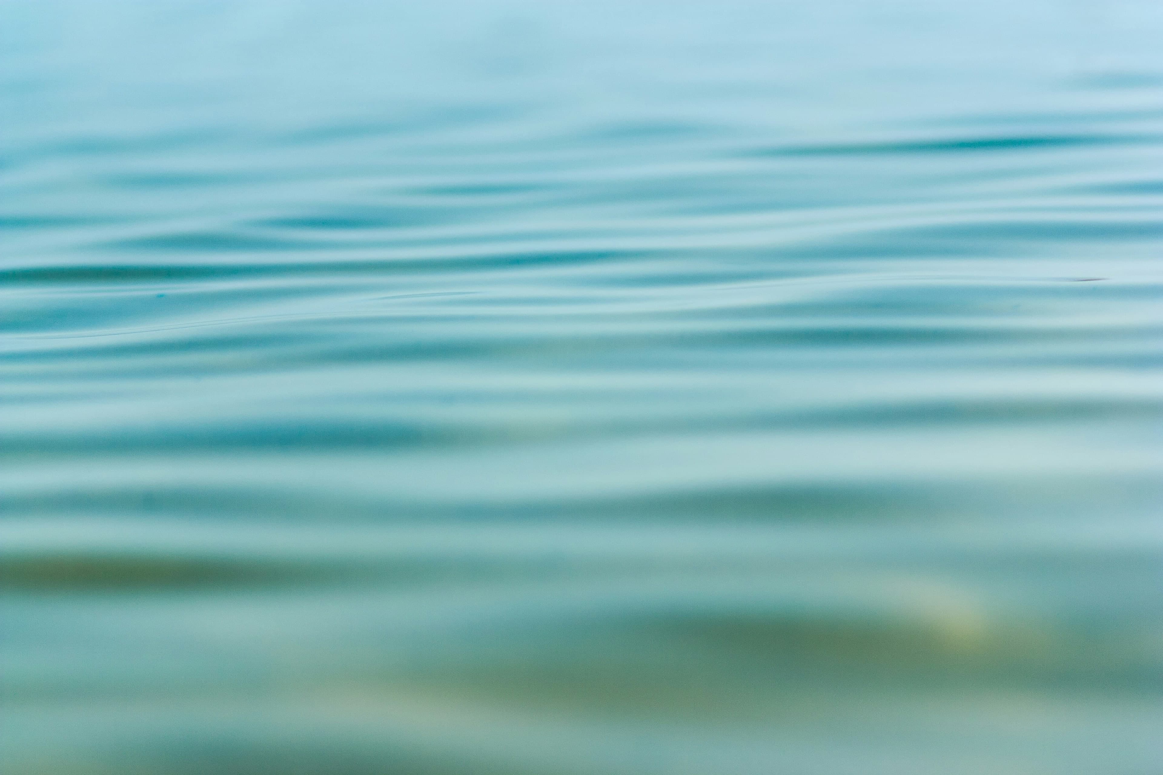 Photo by Lavi Perchik on Unsplash (https://unsplash.com/photos/7cMEUKtfxdU): soft focus water surface